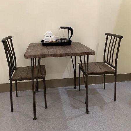 Zl Travelers Inn Batuan 외부 사진