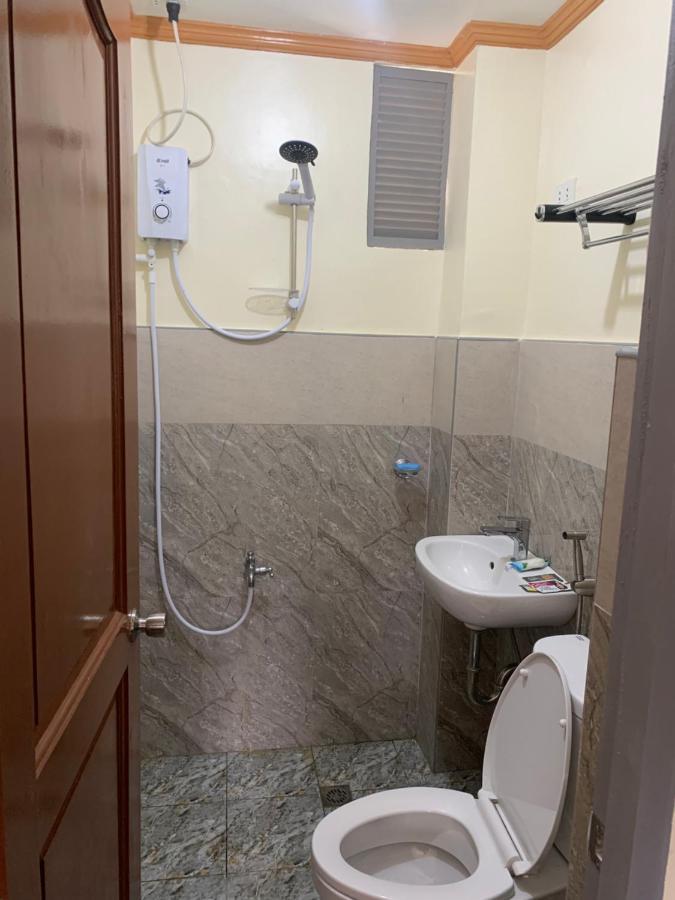 Zl Travelers Inn Batuan 외부 사진