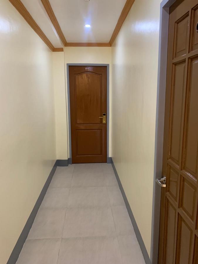 Zl Travelers Inn Batuan 외부 사진