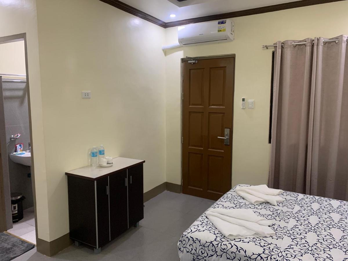 Zl Travelers Inn Batuan 외부 사진