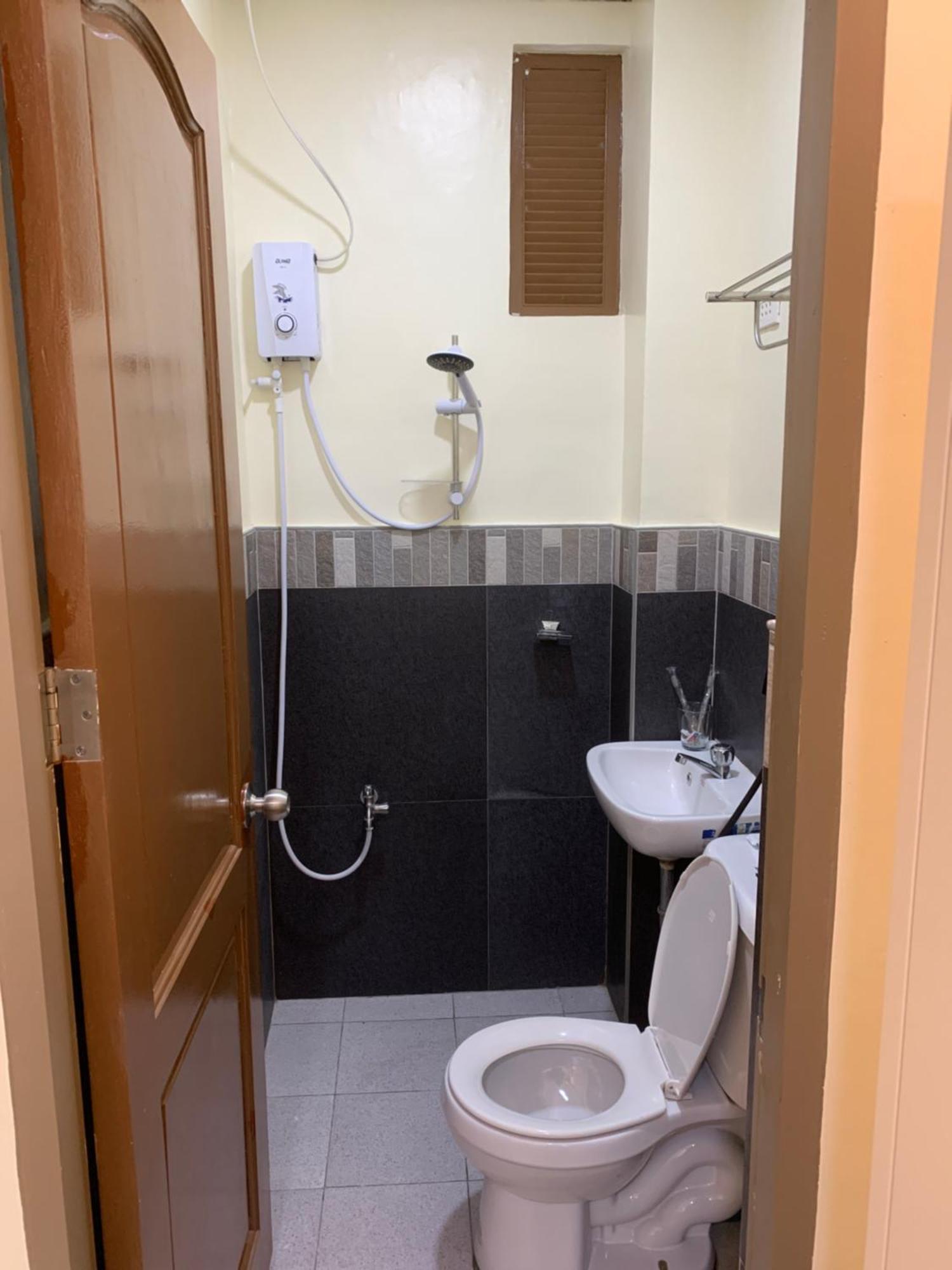 Zl Travelers Inn Batuan 외부 사진