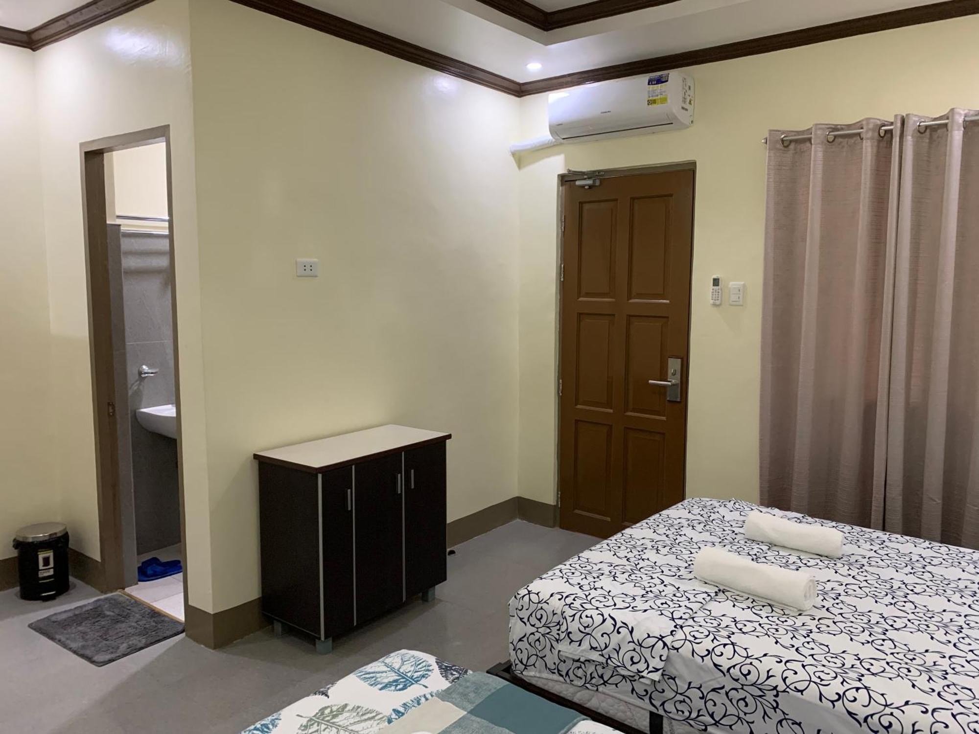 Zl Travelers Inn Batuan 외부 사진