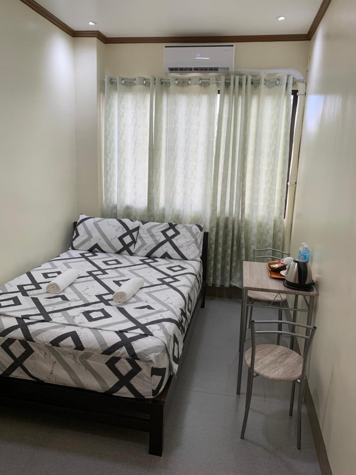 Zl Travelers Inn Batuan 외부 사진