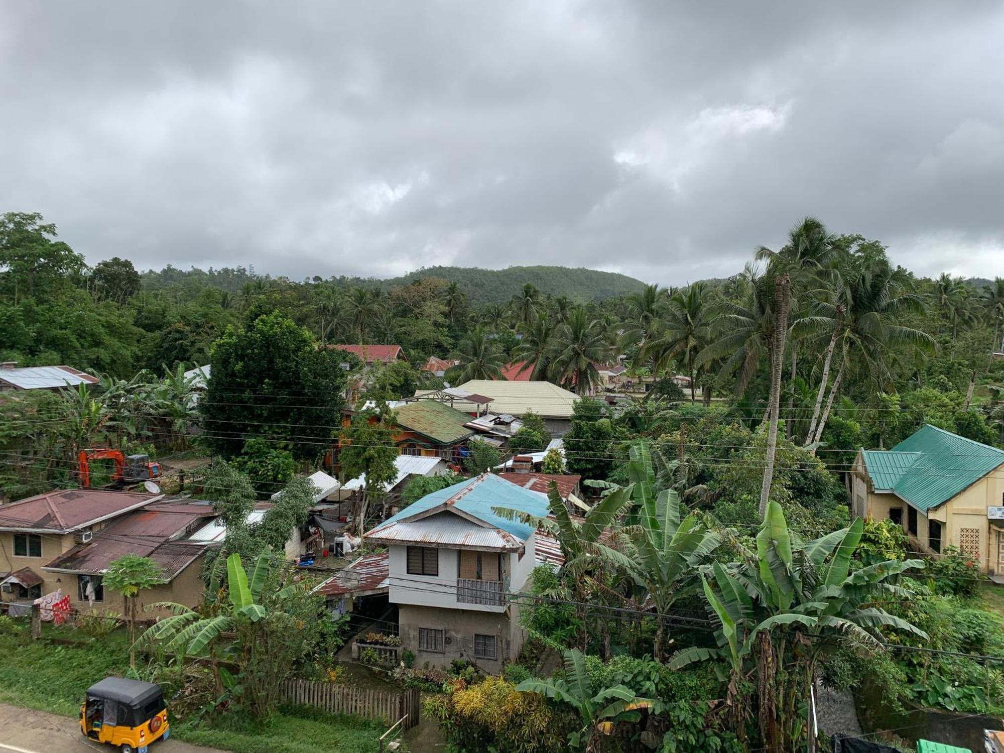 Zl Travelers Inn Batuan 외부 사진