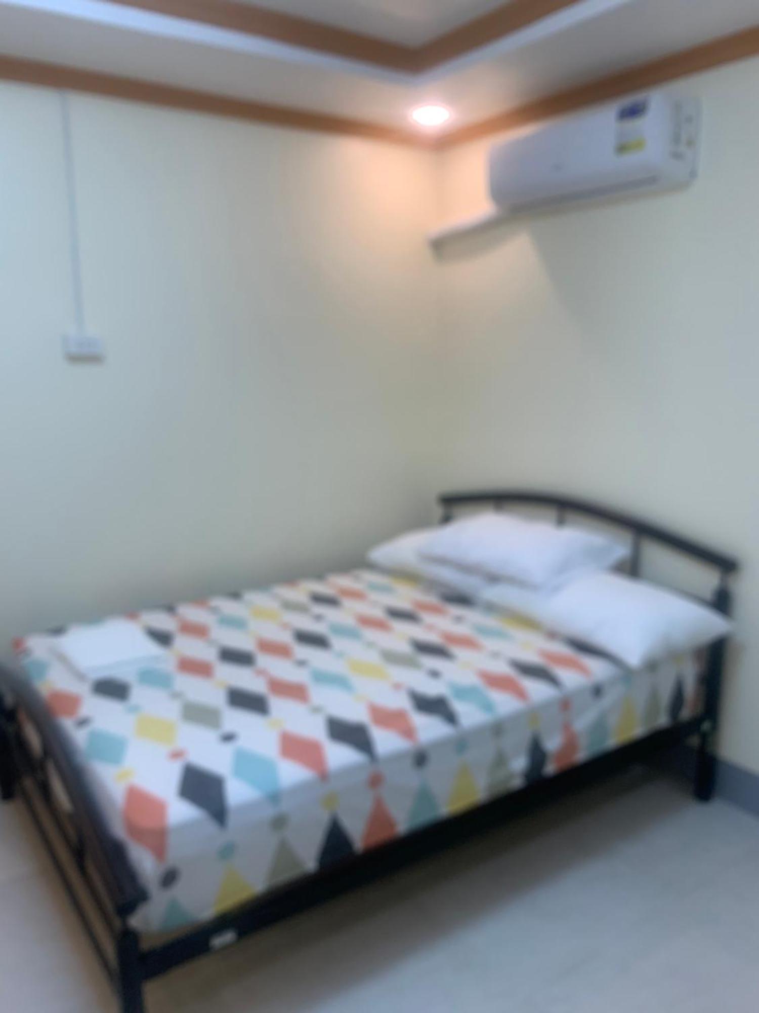 Zl Travelers Inn Batuan 외부 사진