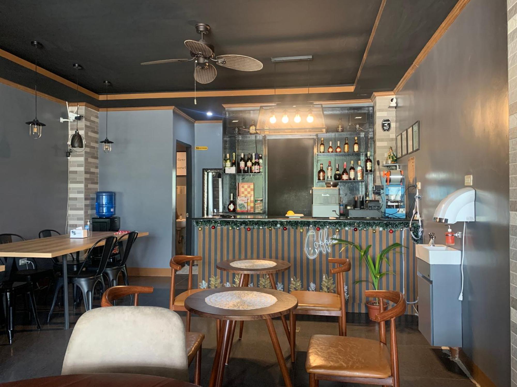 Zl Travelers Inn Batuan 외부 사진